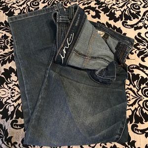 Women's INC cropped jeans